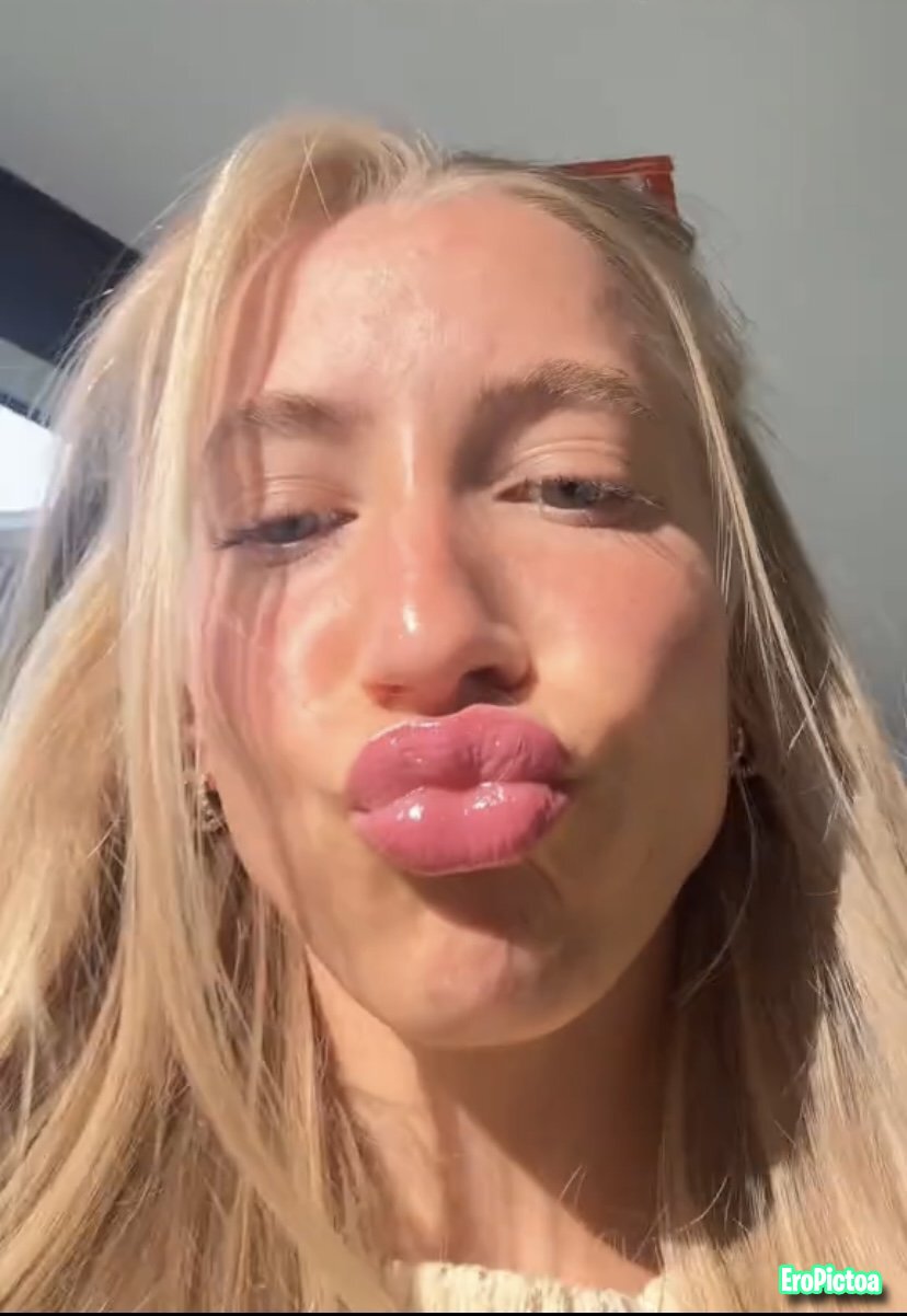 Gabbi - Cincinnati photo featuring Instagram