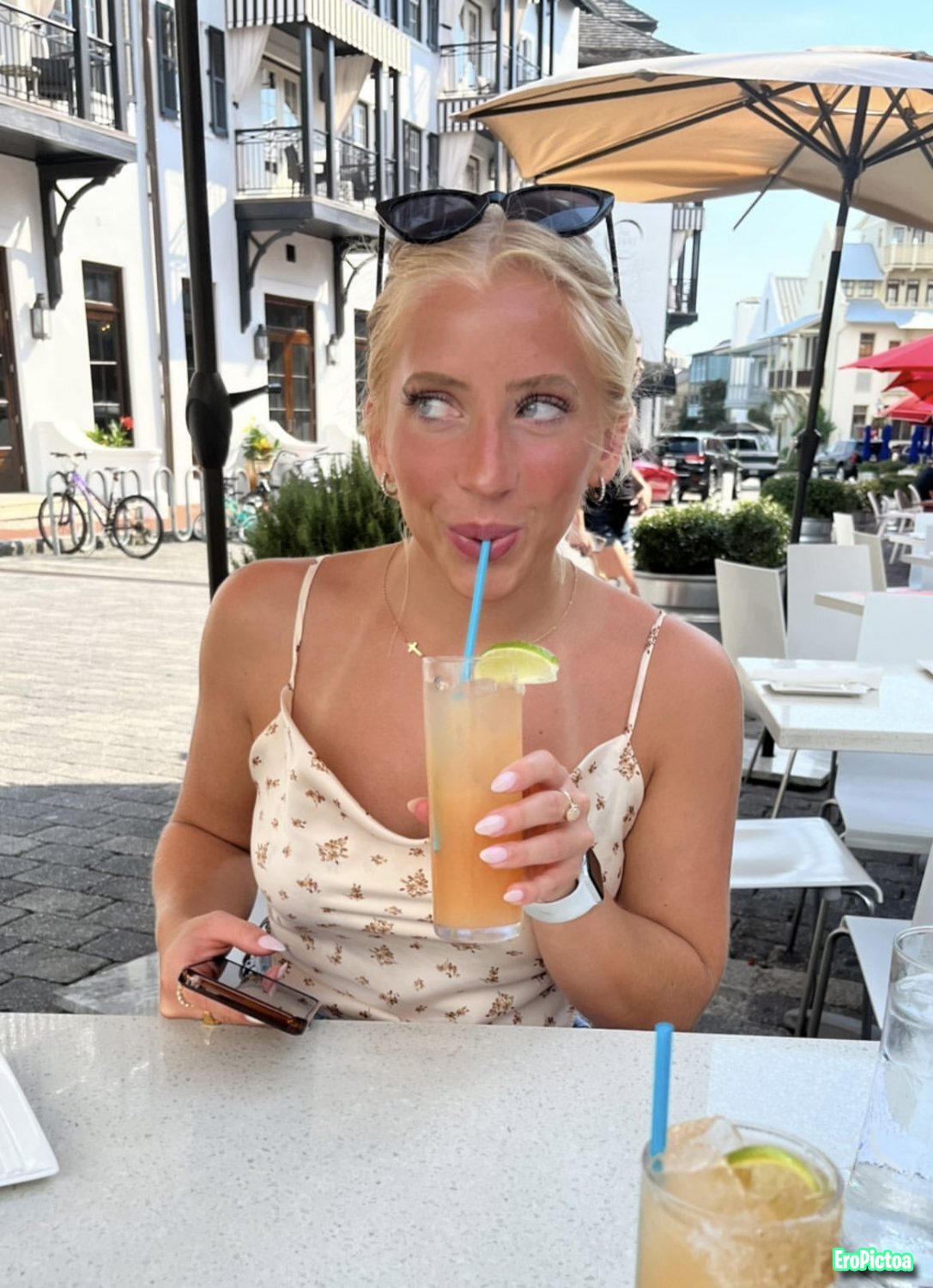 Gabbi - Cincinnati photo featuring Blonde
