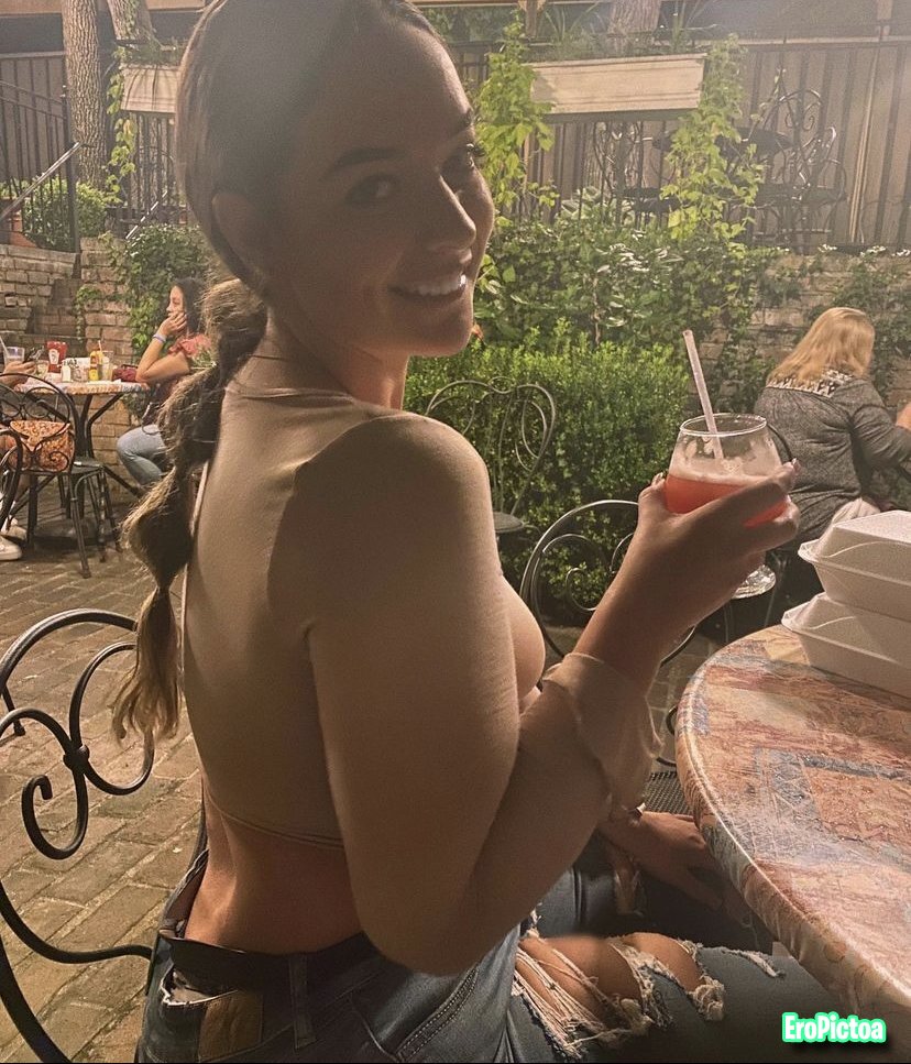 Sara - Cincinnati PAWG photo featuring sexy - Part 10