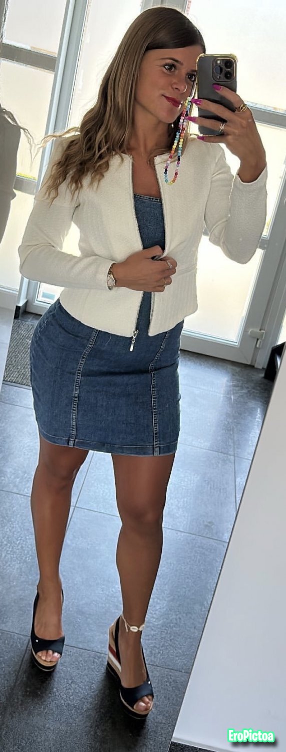 Hot blond irl photo - Part 8