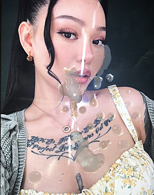 Thumbnail for Bella poarch Cumtribute