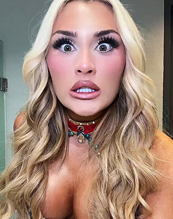Thumbnail for WWE PIC THAT ARE PERFECT FOR GOONING PT2