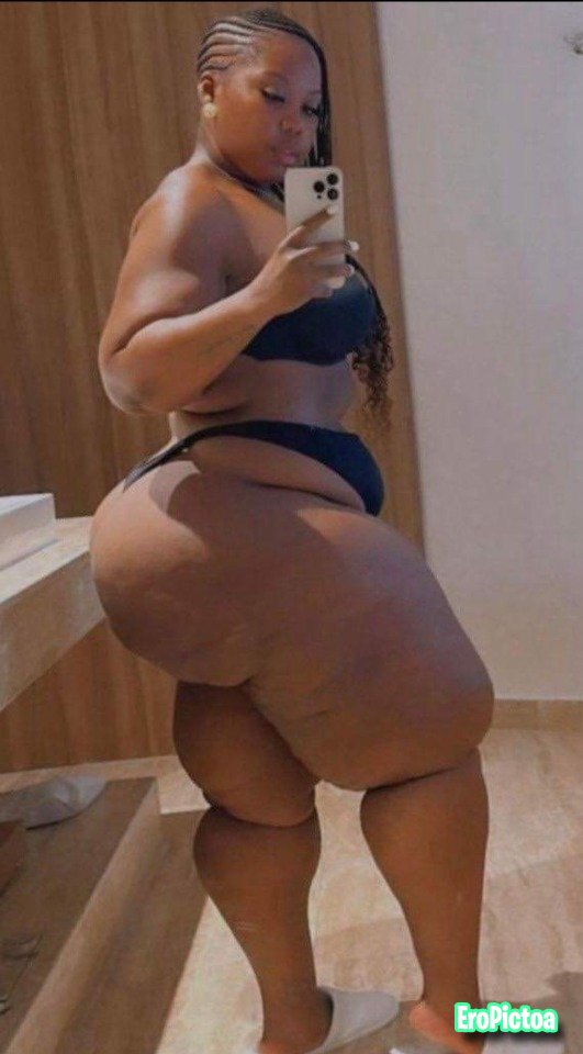 Huge booty goon Bbw photo - Part 1