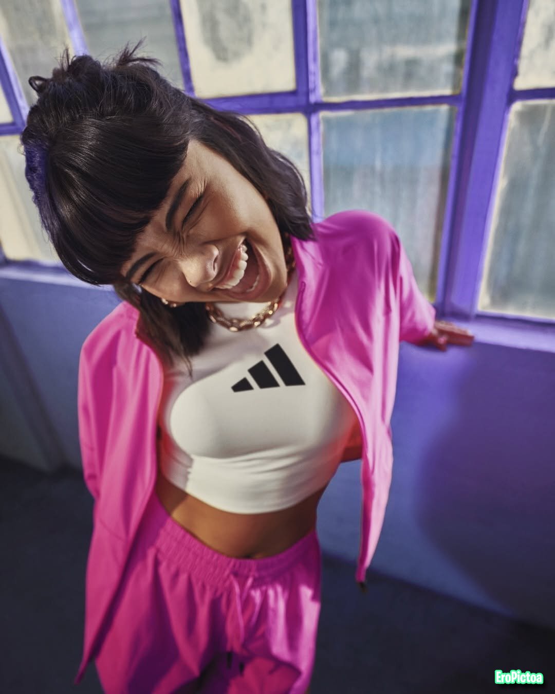Xochitl Gomez 2 photo featuring Chin - Part 4