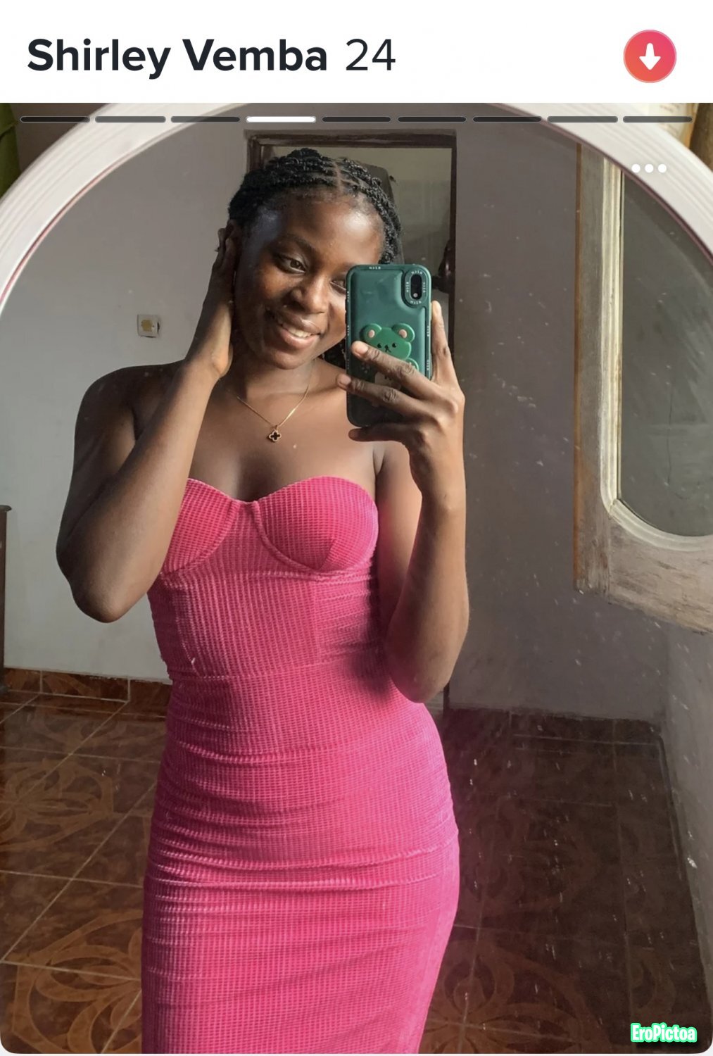 Aí Roberta do cú🫠 photo featuring Angola