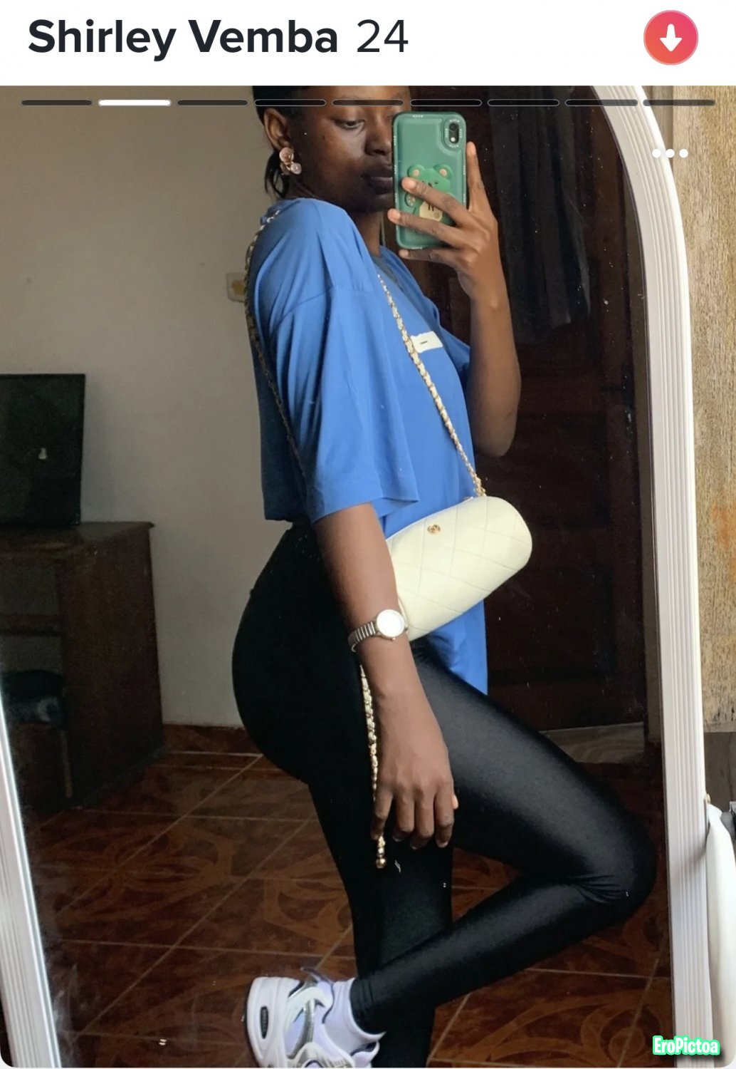 Aí Roberta do cú🫠 photo featuring LuandaThots