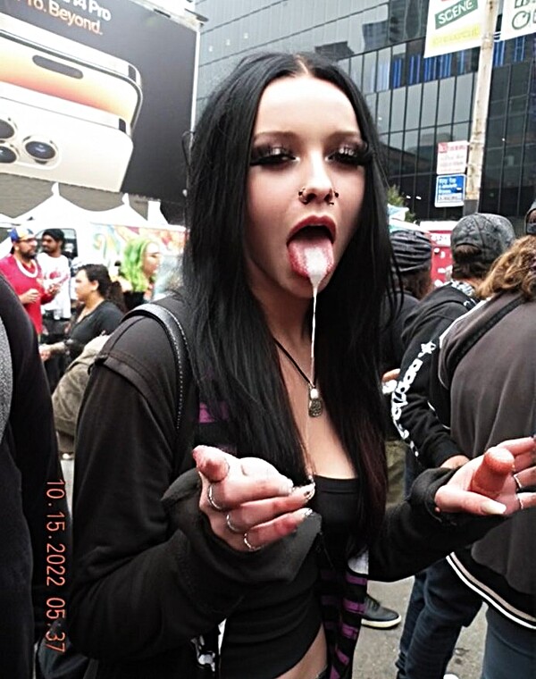 Thumbnail for Tiktoker Blowjob AI Leak