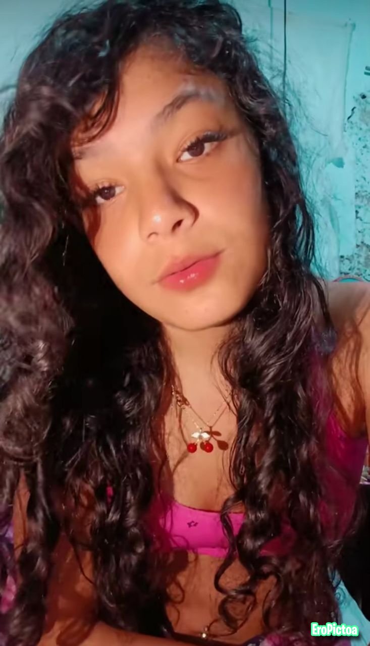Live Tiktok 18 photo featuring Tiktok