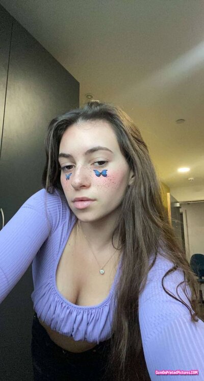 Thumbnail for [Exposed] US college girl shared by her BF