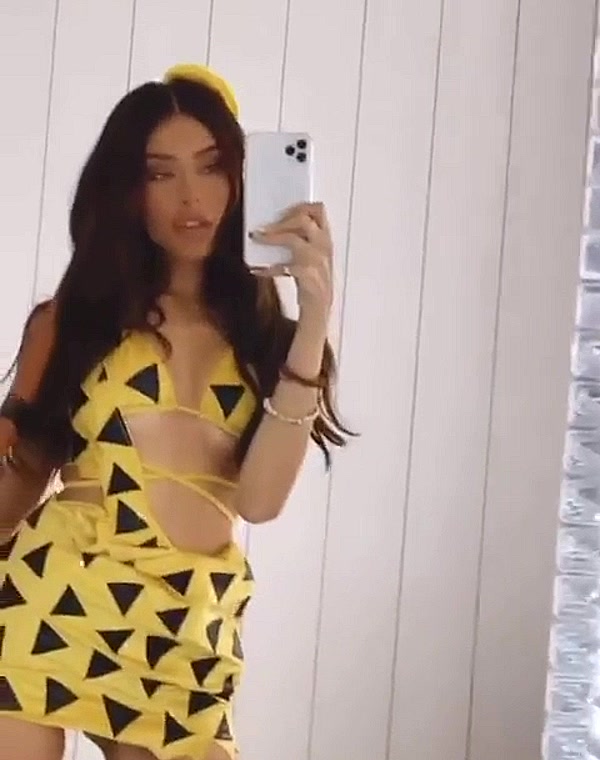 Thumbnail for Petit Celebrity Thot Madison Beer Naughty Slut Ready To Make Your Bed Rock