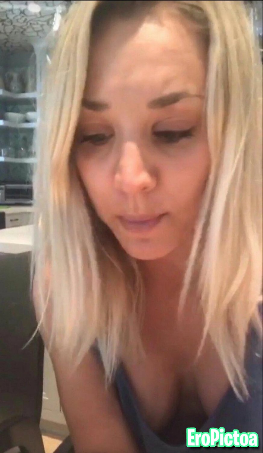Kaley photo featuring Pussy