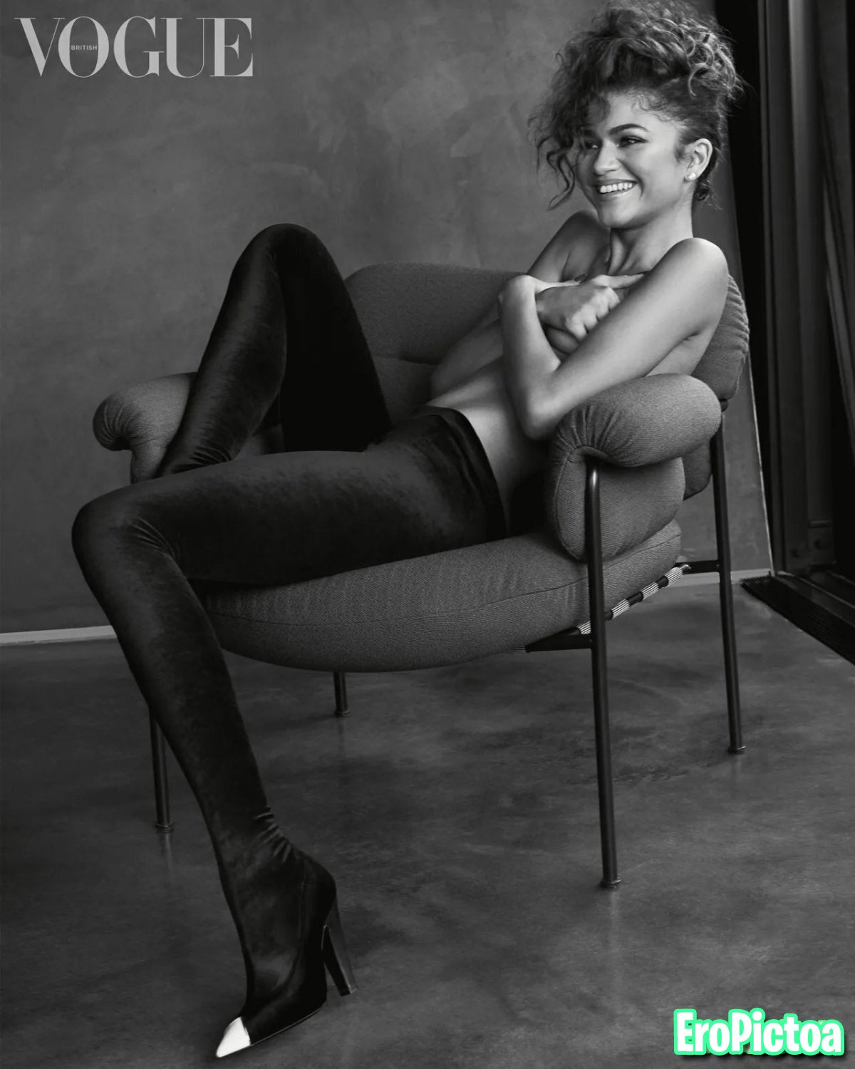 Zendaya photo featuring Nipples - Part 27