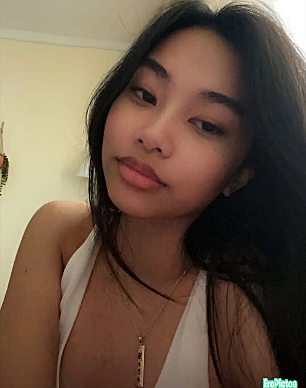 Thumbnail for Asian cum tribute
