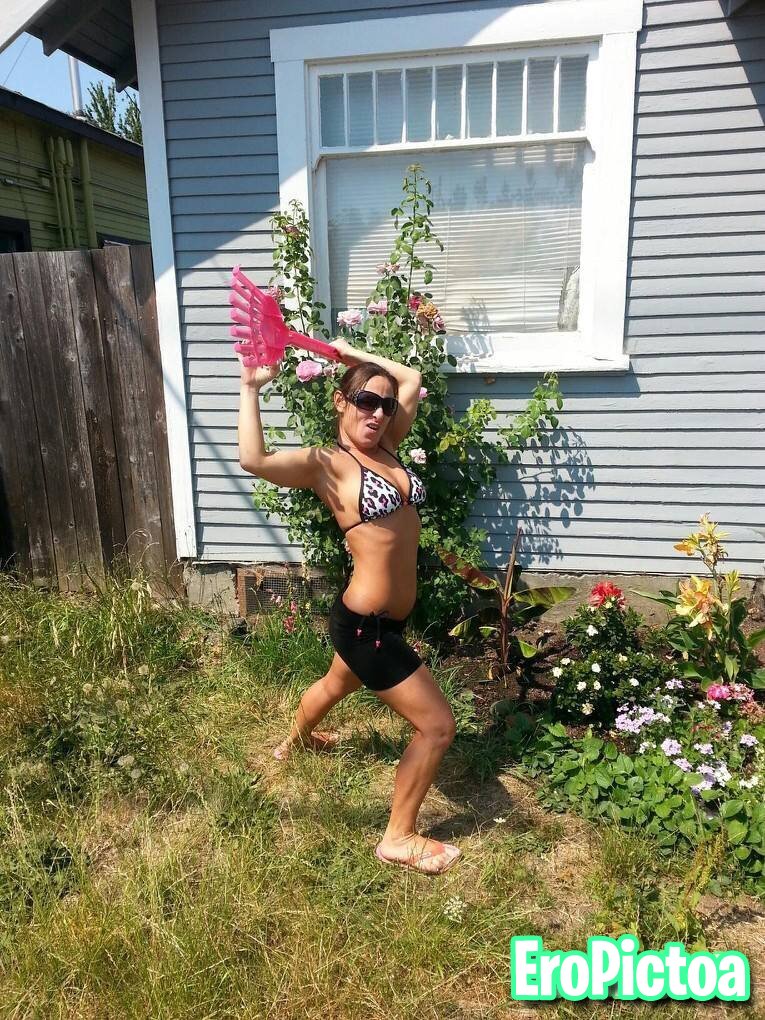 Oregon hippie bartender photo featuring Bikini - Part 19