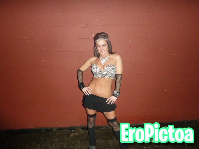 Oregon hippie bartender photo featuring Mature - Part 68