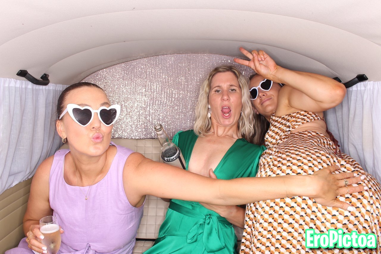 PB 13 photo featuring Photobooth