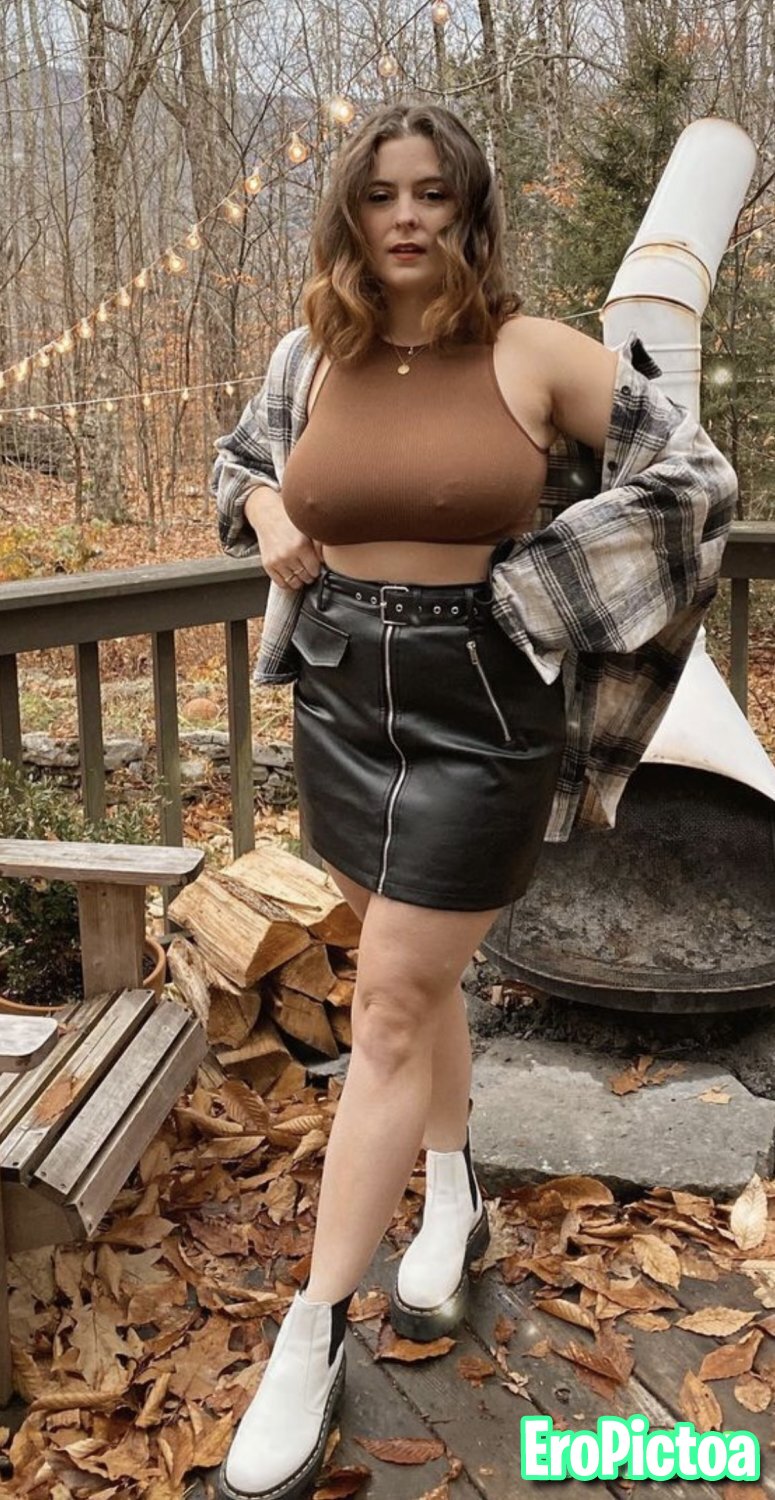Chubby milf slut on IG photo featuring Instagram