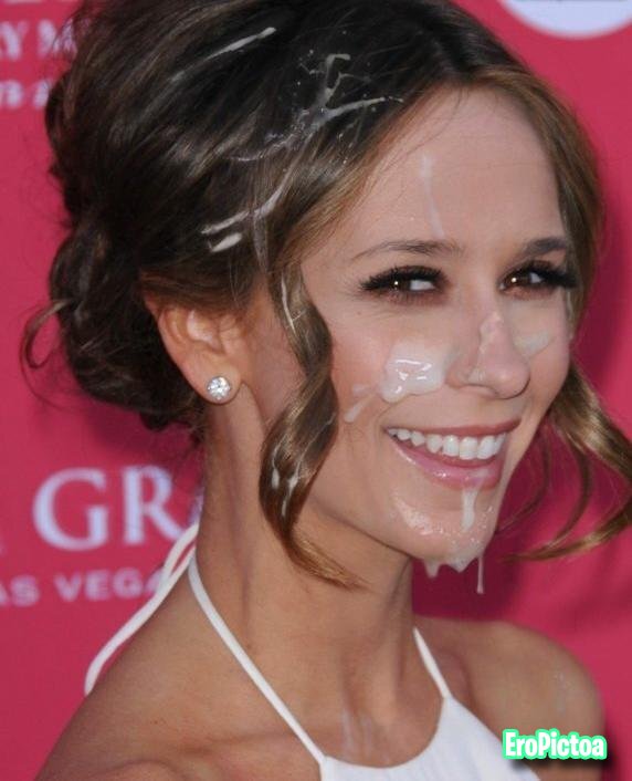 CELEBRITY FACIALS photo featuring Jennifer Love Hewitt - Part 54