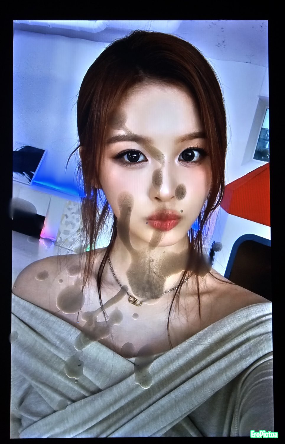 NMIXX Cumback celebration photo featuring Sullyoon - Part 2