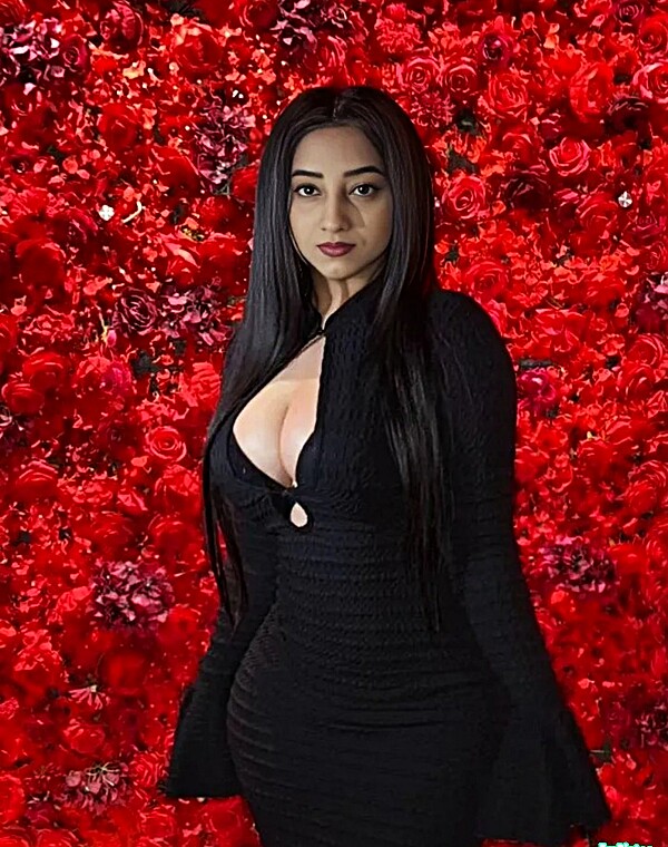 Thumbnail for Arab Baddie Cum Tribute [REQUEST]
