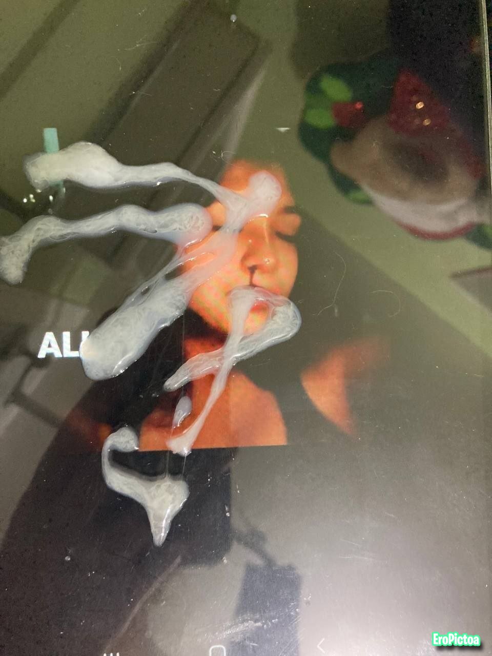 M cum tributes photo featuring irl
