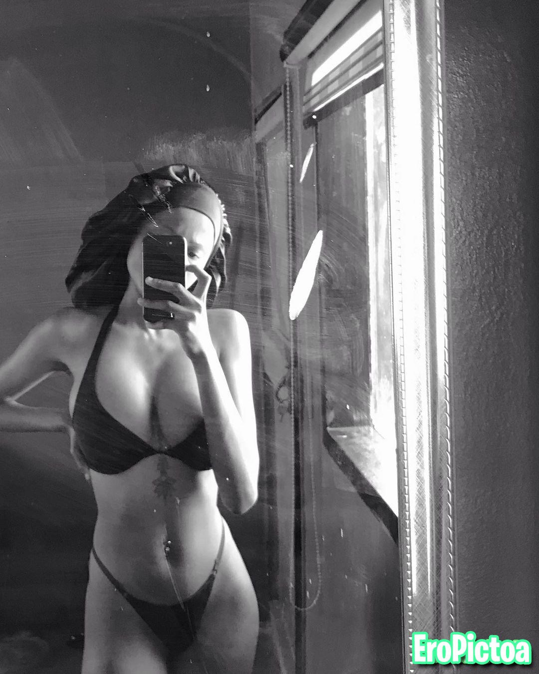 Calmyourtits.feistyleigh_ feistylee photo featuring Instagram busty tits pokies models - Part 27
