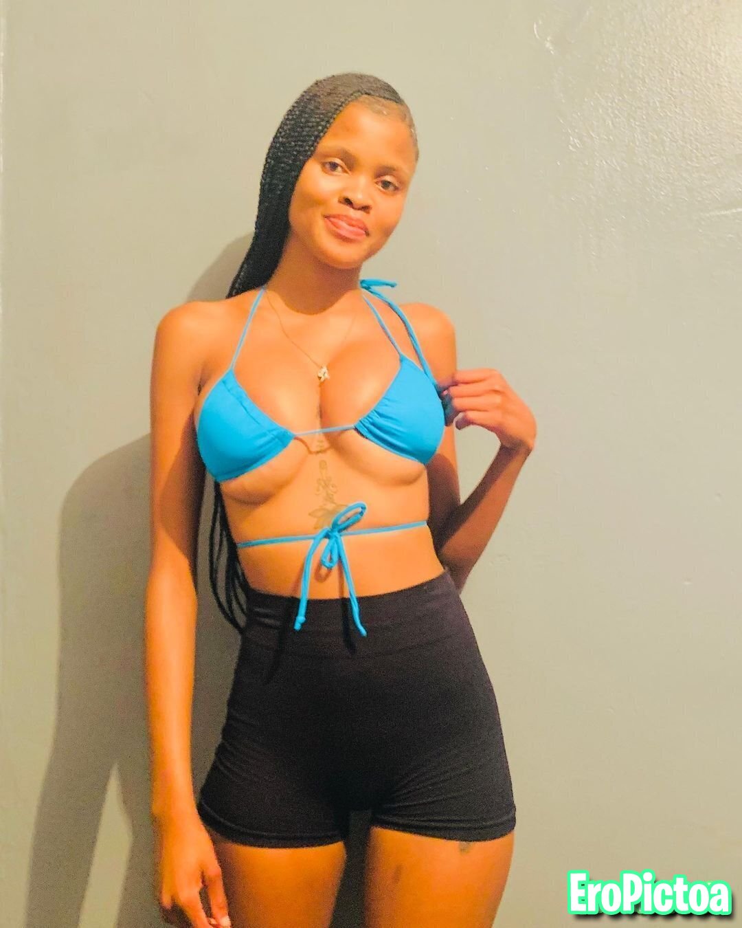 Calmyourtits.feistyleigh_ feistylee photo featuring Instagram busty tits pokies models - Part 39
