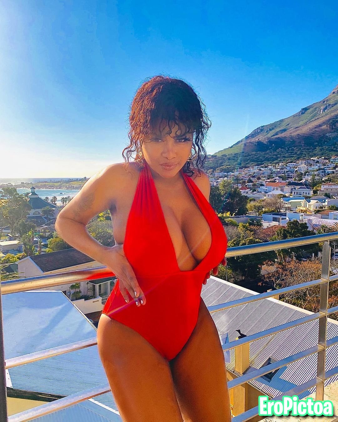 Calmyourtits.feistyleigh_ feistylee photo featuring Instagram busty tits pokies models - Part 61