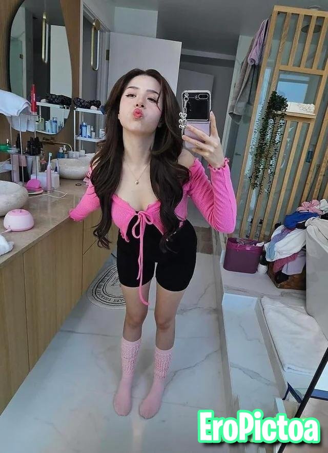 P0ki 🍑😍 photo featuring Leggings