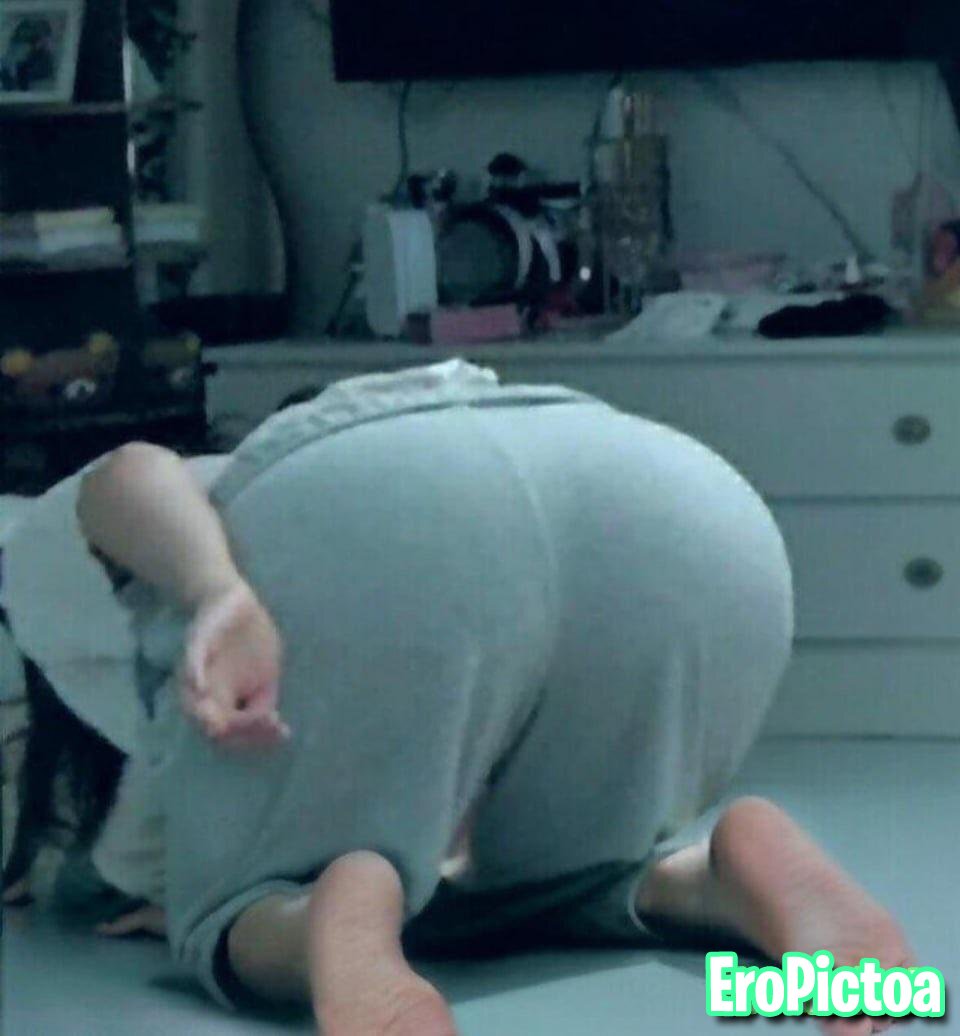 P0ki 🍑😍 photo featuring Ass