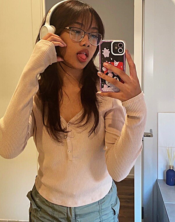 Thumbnail for Drain your balls to me and fill me up [18F]