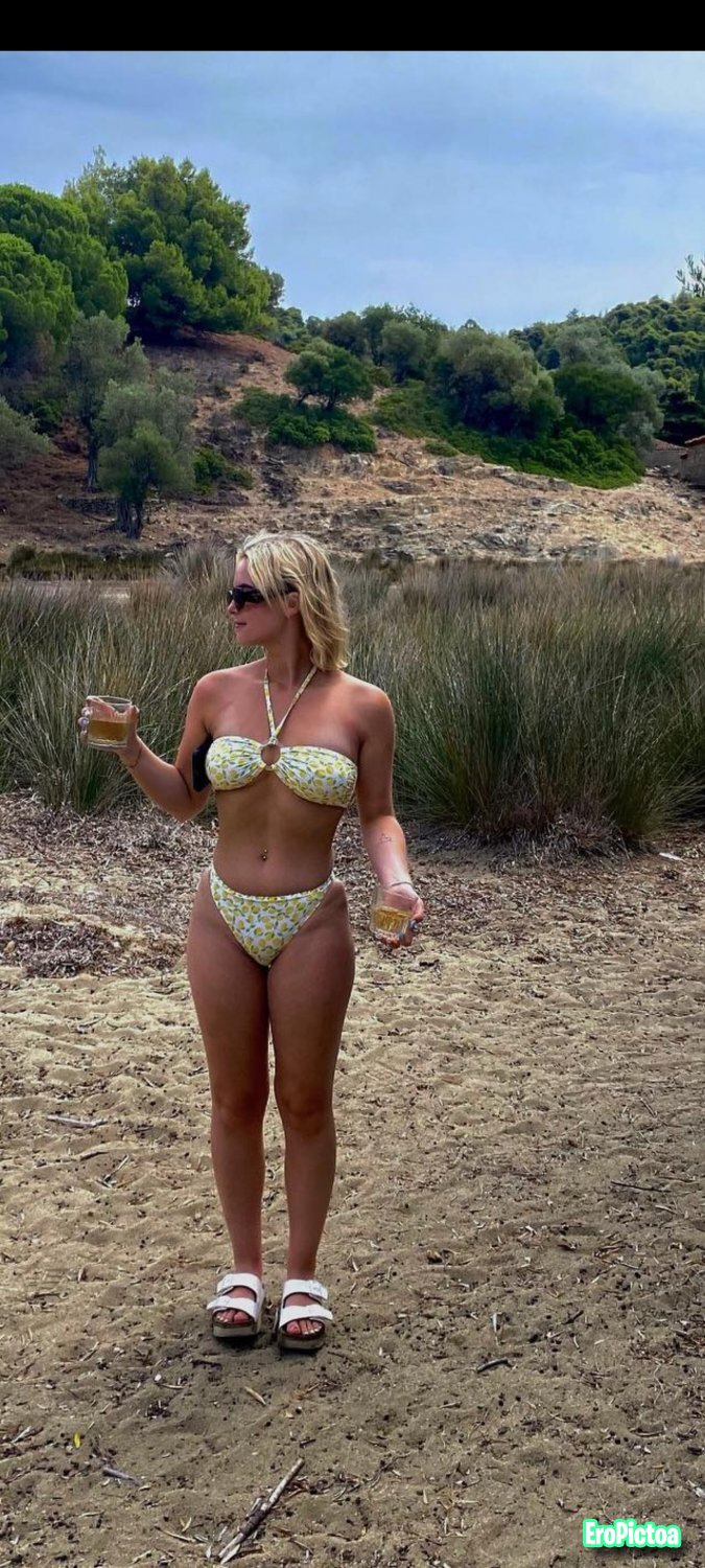 Millie Gibson photo featuring Blonde - Part 4