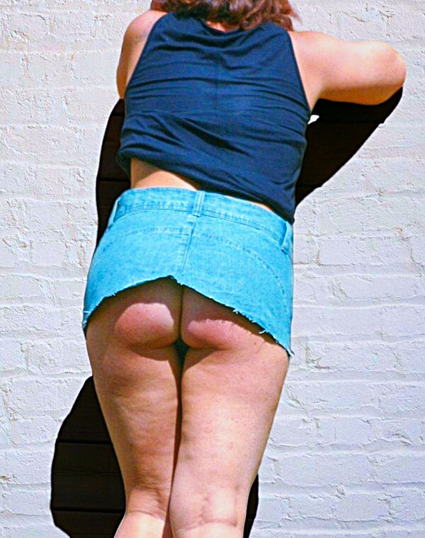 Thumbnail for milly shows ass without panties under miniskirt...