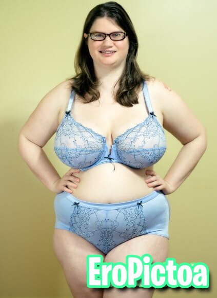 Holly - 46LL Tits photo featuring bbw
