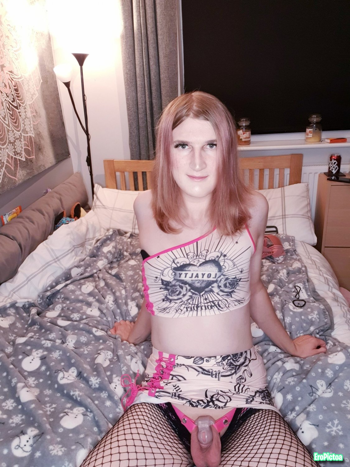 Sissy Millie photo