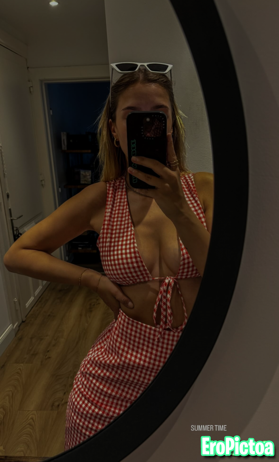 German streamer photo featuring Twitch - Part 11