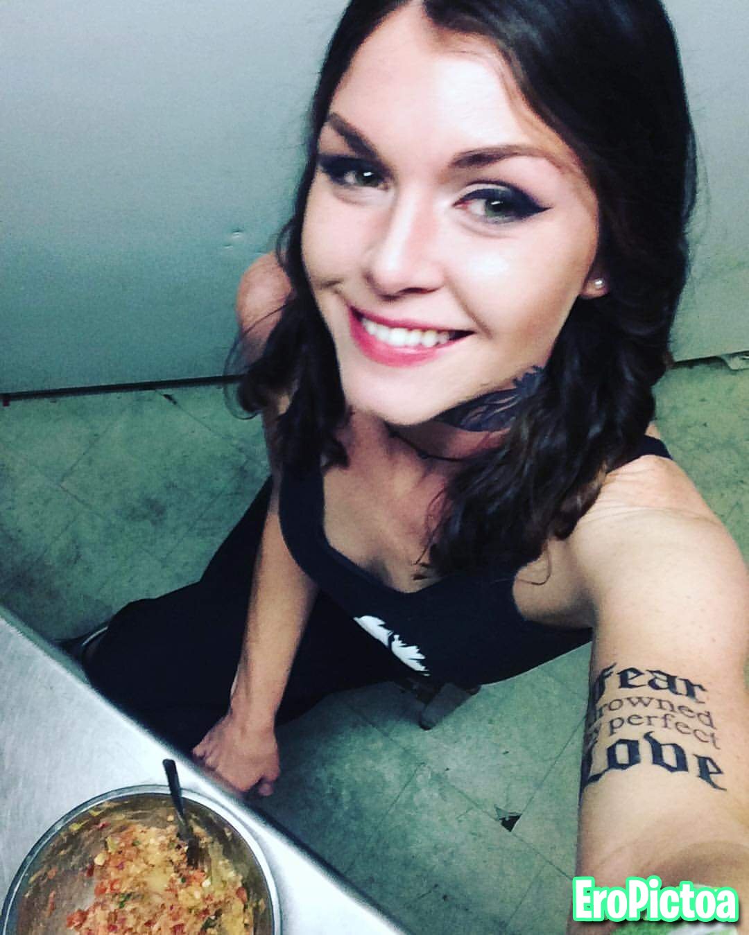 Long leg brunette photo featuring Nipples - Part 29