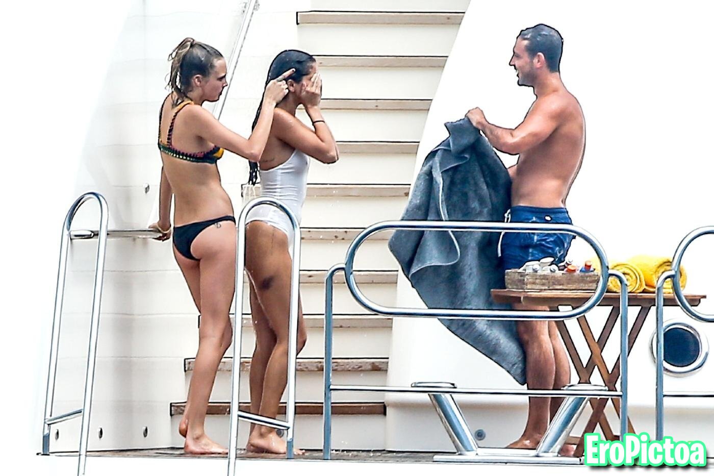 Selena Gomez Cara photo featuring selena gomez lesbian - Part 20