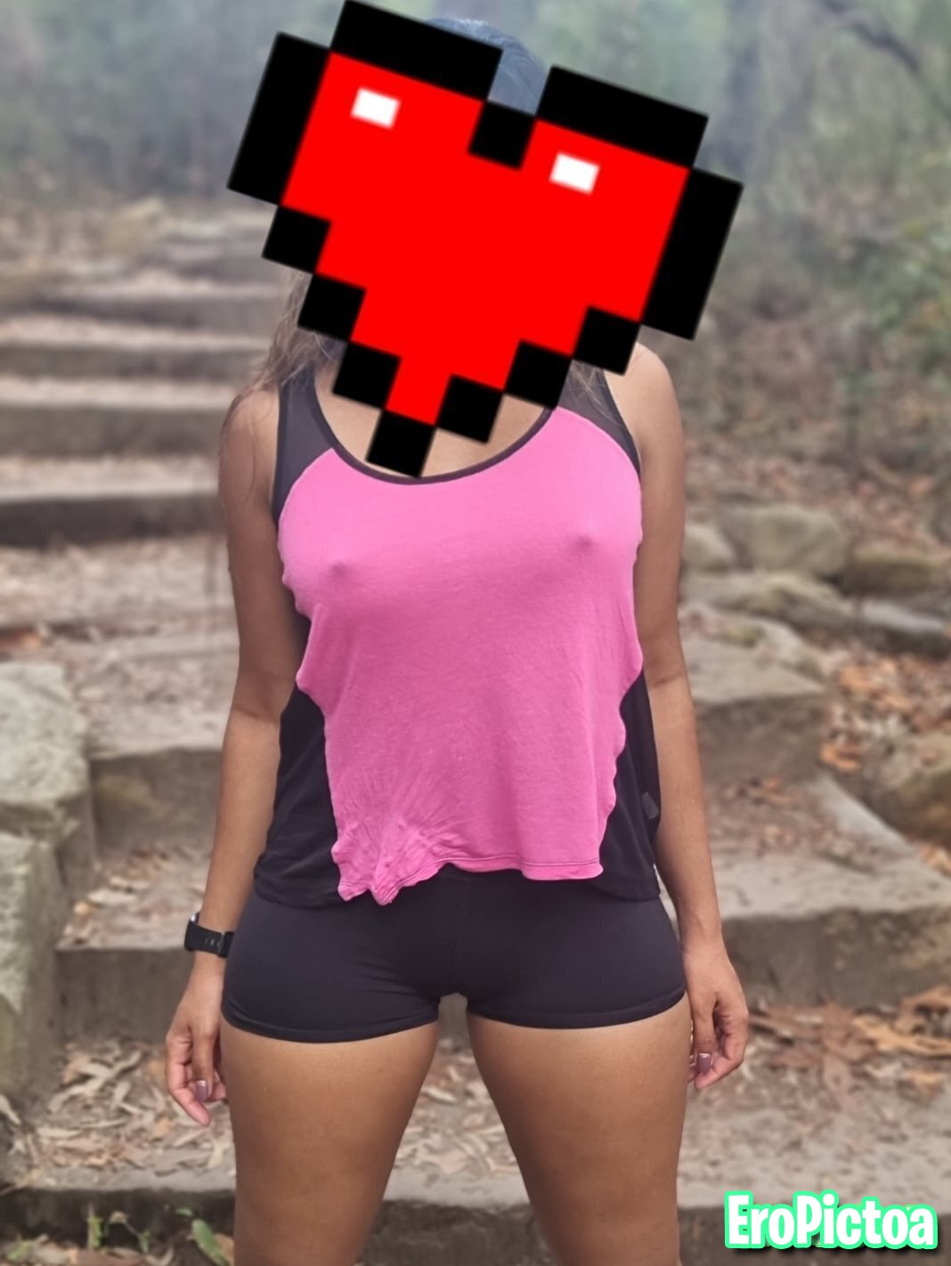 Braless slut photo featuring Pokies