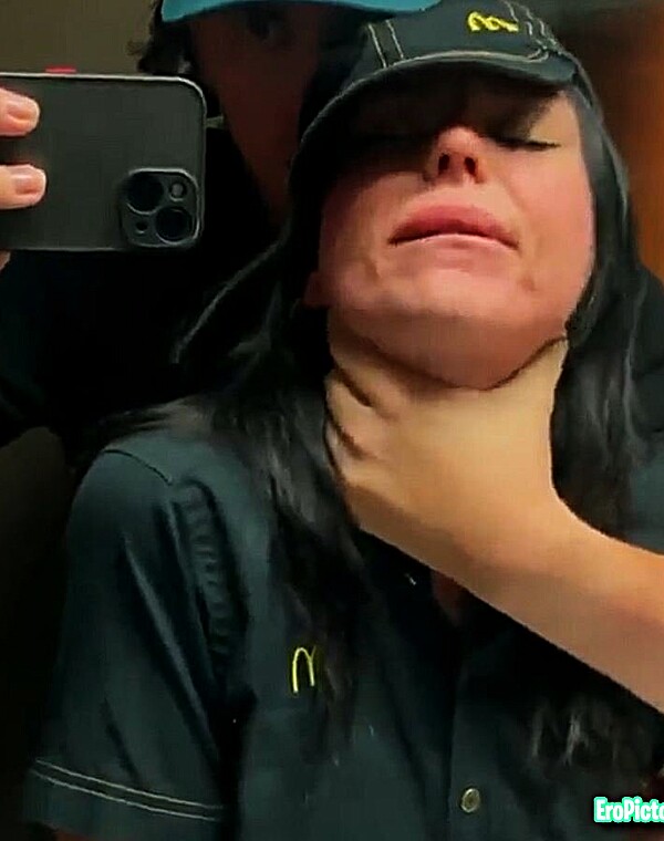 Thumbnail for McDonalds Employee Fucked hard in restroom leaked 🔥
