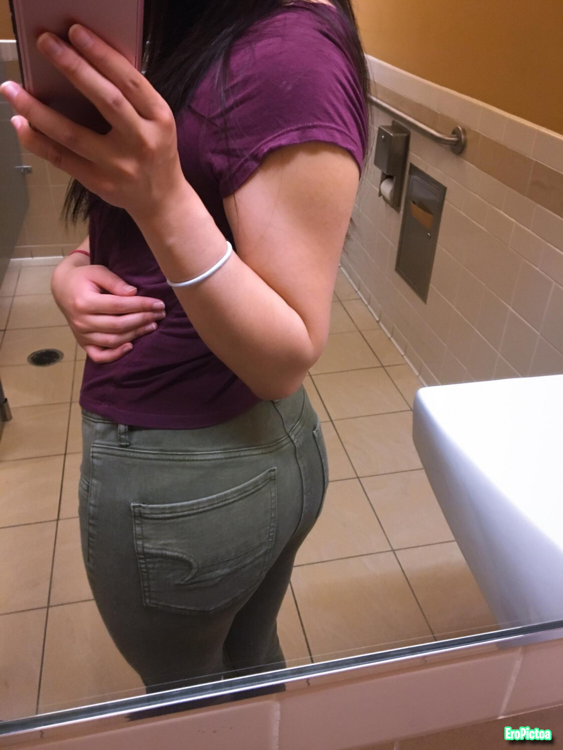 asian flashing work bathroom photo featuring work - Part 9