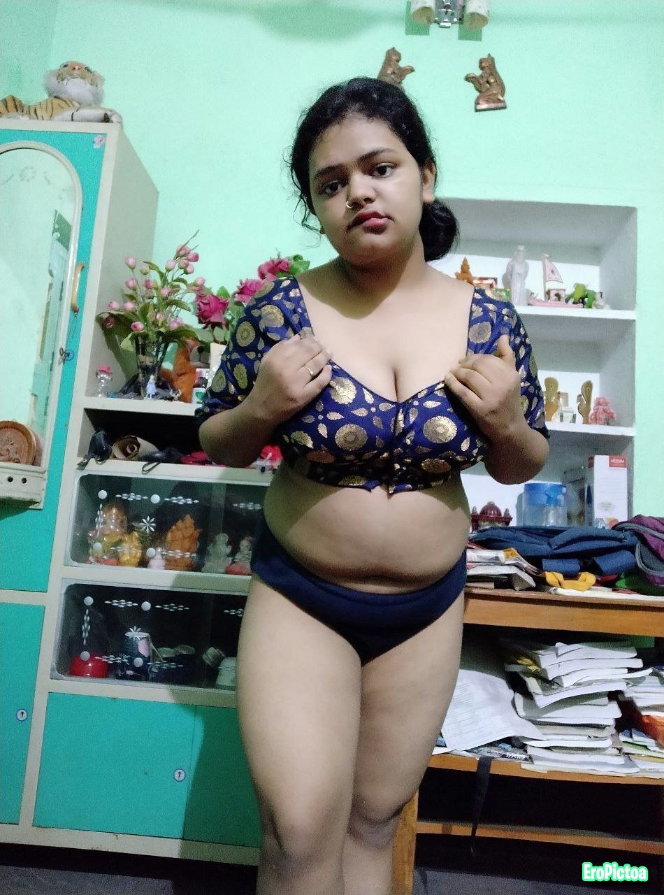Hot 🔥🔥 desi mall photo - Part 7