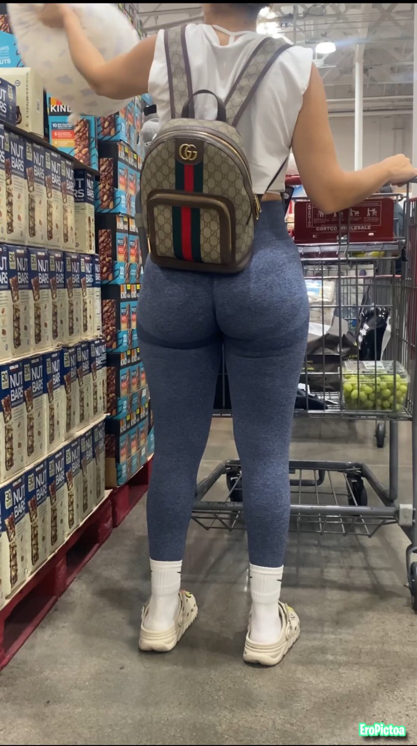 ASS & SHOPPING - 3 photo featuring Booty - Part 17