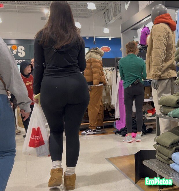ASS & SHOPPING - 3 photo featuring Candid ass - Part 6