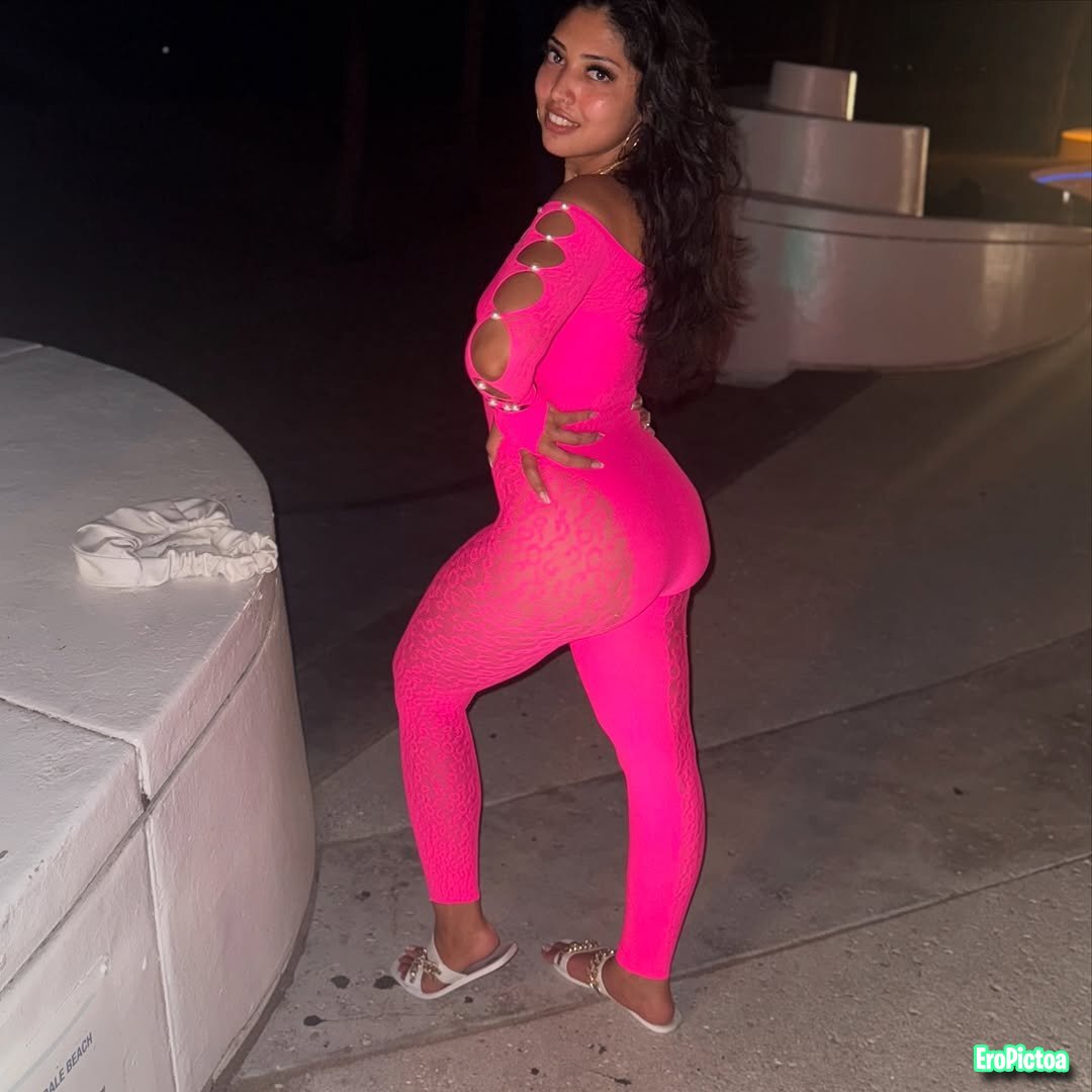 TIKTOK BADDIE 4 photo featuring thot - Part 6