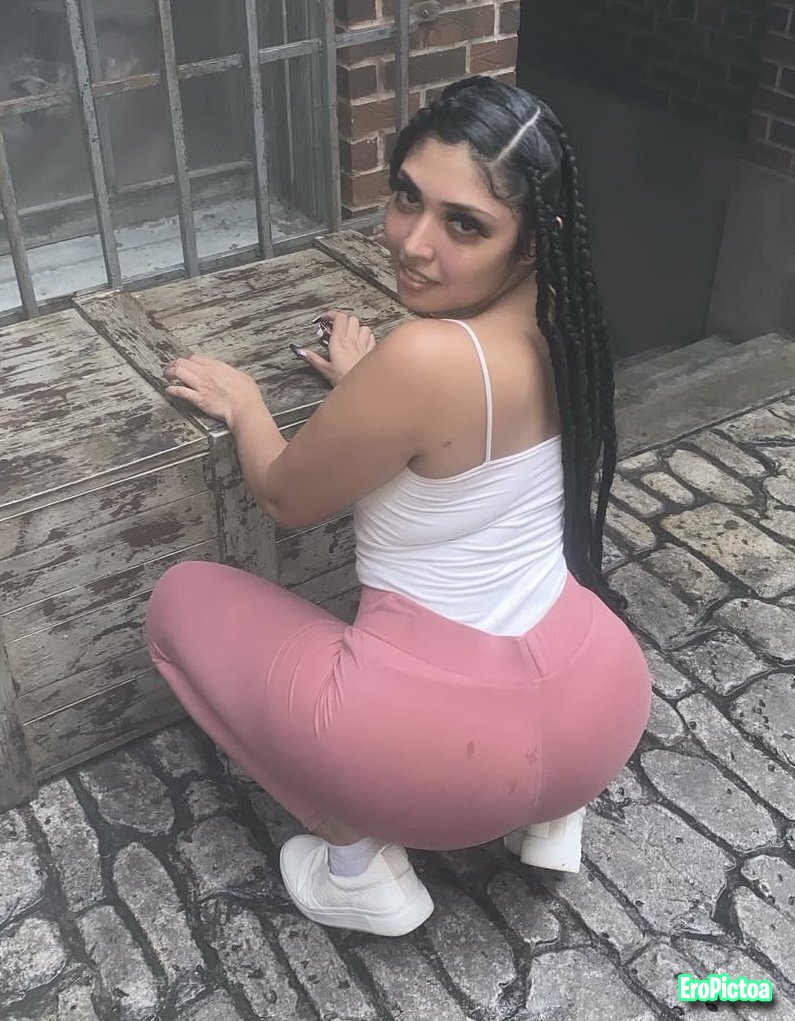 TIKTOK BADDIE 4 photo featuring baddie