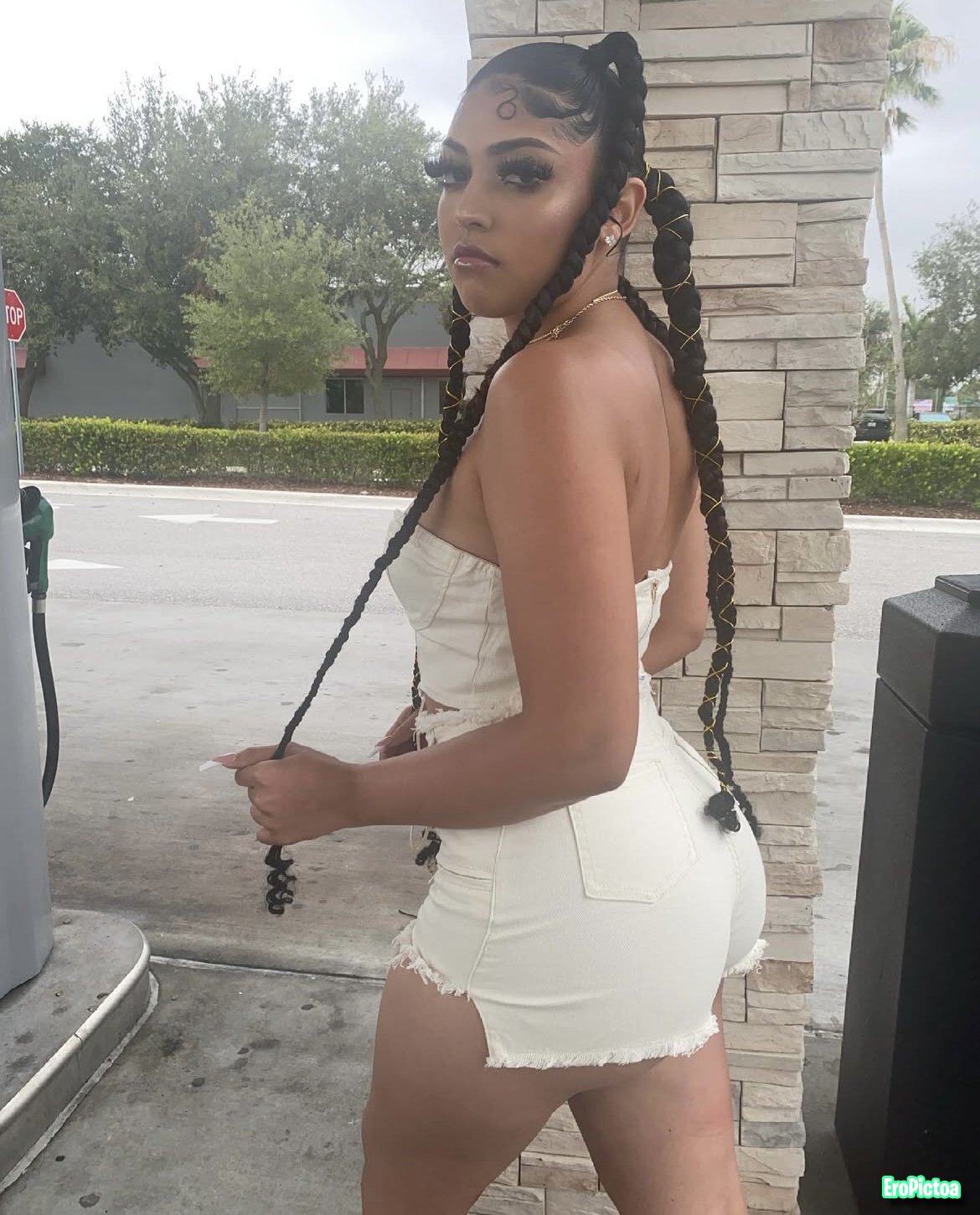 TIKTOK BADDIE 4 photo featuring tiktok