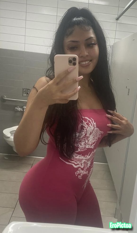 TIKTOK BADDIE 4 photo featuring baddestlatinaaa