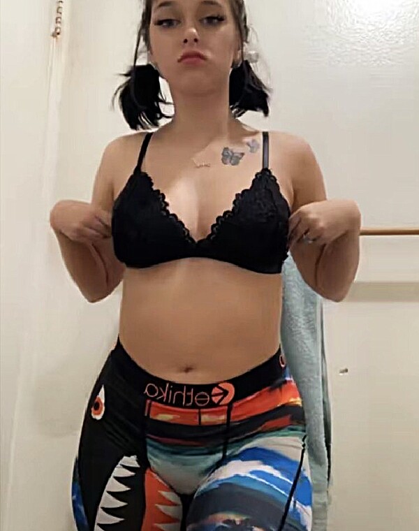 Thumbnail for Cuck wants his Gf Emma shared. His Tele 44MJ6TYXC