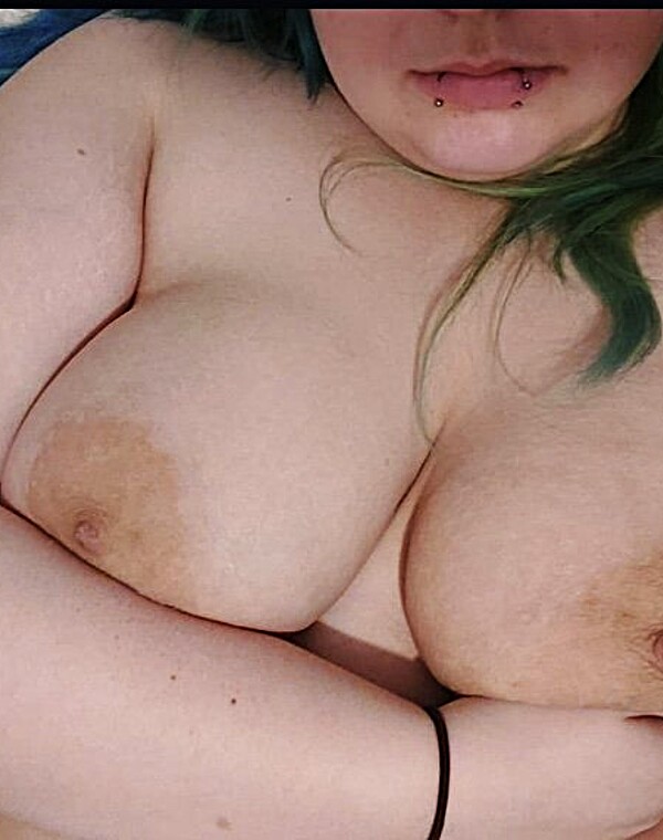 Thumbnail for cucks gf.